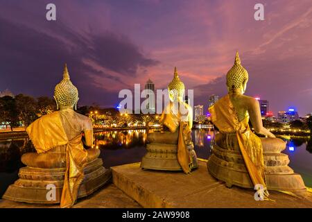 Buddha-Statuen im Seema Malaka-Tempel in Colombo, Sri Lanka Stockfoto