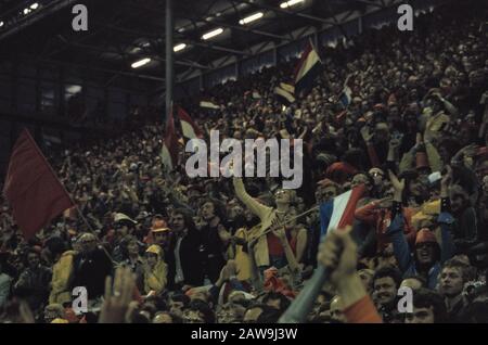 Niederländische Fans während der Fußball-Weltmeisterschaft 1974 Datum: 30. April 1974 Schlagwörter: Anhänger, WELTMEISTERSCHAFTEN, Sport, Fußball Stockfoto