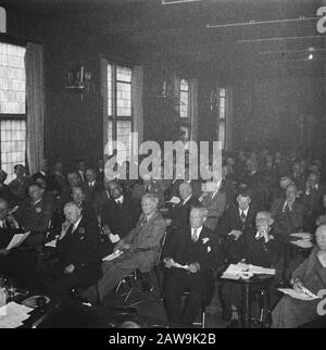 Leitartikel Wochenflorists Datum: 19. Juni 1946 Stichwörter: Floristen, Zeitschriften Stockfoto