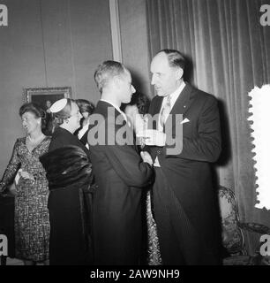 Neujahrsempfangsminister Luns und Beyen. LUNs sprechen mit? Datum: 13. Januar 1956 Schlüsselwörter: Neujahrsempfänge, Minister, Empfänge Personenname: LUNs, Joseph Stockfoto