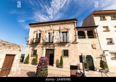 San Vicente de la Barquera, Spanien. Das Casa Consistorial (Rathaus) Stockfoto