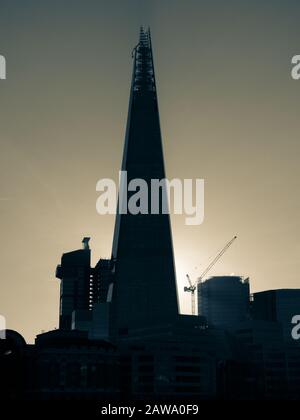 Sunset, The Shard, Shard Quarter Development, South London, England, Großbritannien, GB. Stockfoto
