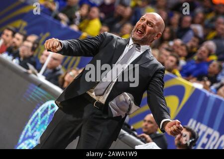 Spanien, Italien, 07. Februar 2020, sasha djordjevic, Trainer (segafredo Virtus bologna) während Segafredo Virtus Bologna vs. San Lorenzo de Almagro - FIBA Intercontinental Cup - Credit: LPS/Davide Di Lalla/Alamy Live News Stockfoto