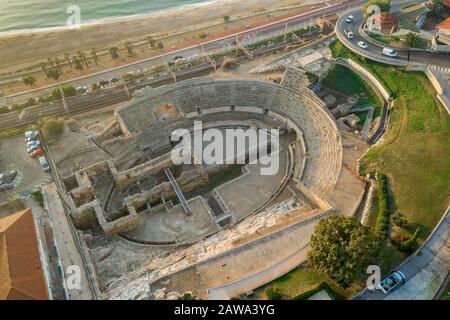 Luftaufnahme des römischen Amphitheaters in Tarragona Spanien Stockfoto