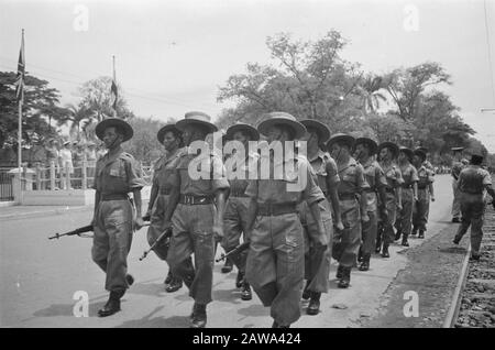 Festlichkeiten beim Transfer und Abzug britischer Truppen von der Indonesien-Parade britischer Indianer Anmerkung: Ghurkas Datum: 22. November 1946 Ort: Batavia, Indonesien, Jakarta, Niederländisch-Ostindien Stockfoto