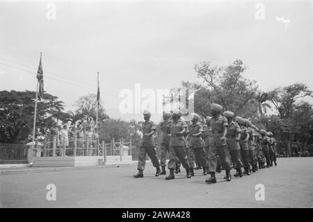Festlichkeiten beim Transfer und Abzug britischer Truppen von der Indonesien-Parade britischer Indianer Anmerkung: Sikhs Datum: 22. November 1946 Ort: Batavia, Indonesien, Jakarta, Niederländisch-Ostindien Stockfoto