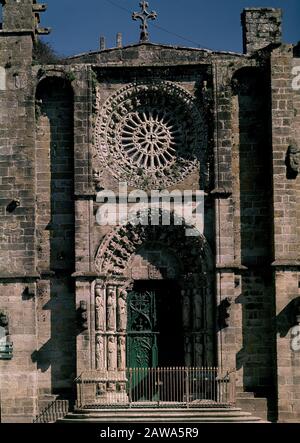 IGL S MARTIN-FACHADA. ORT: IGLESIA DE SAN MARTIÑO. NOIA/NOYA. Coruña. SPANIEN. Stockfoto