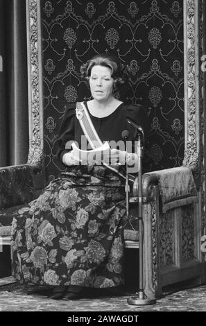 Prinsjesdag Königin Beatrix liest die Rede vom Throndatum: 20. September 1983 Ort: Den Haag, Südholland Schlüsselwörter: Queens, Thronansprachen Personenname: Beatrix (Königin Niederlande) Stockfoto