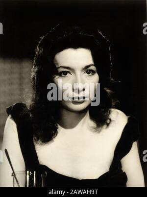 1958, USA: Die französische Filmstar und gefeierte Sängerin JULIETTE GRECO ( geboren am 7. Februar, 1927 in Montpellier), Pubblicity immer noch für den Film Stockfoto