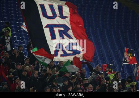 Rom, Italien. Februar 2020. ROM, Italien - 07.02.2020: Während des italienischen Serie-A-Fußballspiels 23 zwischen As Roma und Bolognai im Olympiastadion von Rom wird Bologna Fans erpicht. Kredit: Unabhängige Fotoagentur/Alamy Live News Stockfoto