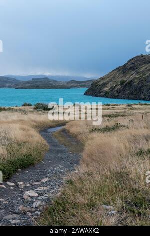 Foto mit Blick auf den Blue Lake Poincenot, Torres del Paine, Patagonien - Chile Stockfoto