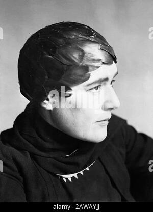 1929 Ca, USA:FANNIE HURST (* um die Welt von 1929; † 1968) war ein prominenter und produktiver US-amerikanischer Autor, der für die neuartige NACHAHMUNG DES LEBENS gefeiert wurde ("Lo specchio dell") Stockfoto