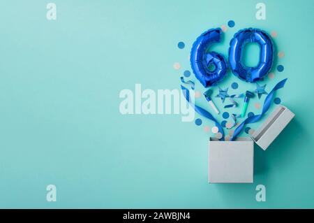 Geburtstagsfeier des Ballons Nummer 60 Geschenkbox Lay Flat Explosion Stockfoto