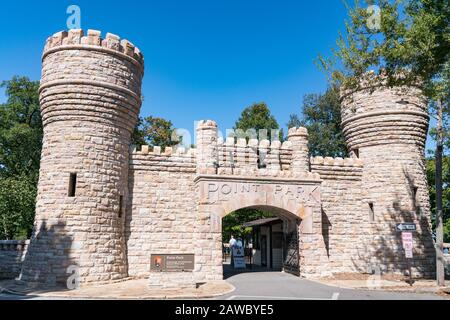 Chattanooga, TN - 8. Oktober 2019: Eingang zum Point Park im Chickamauga und Chattanooga National Military Park Stockfoto