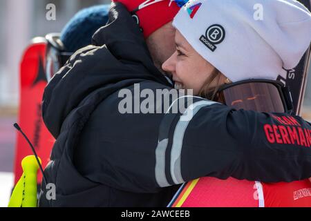 Garmisch Partenkirchen, Deutschland. Februar 2020. Viktoria REBENSBURG Deutschland AT - AUDI FIS-SKI-WELTCUP 2019/20 Womans Downhill - Garmisch Partenkirchen am 8. Februar 2020 in Garmisch Partenkirchen.(GER OUT) Credit: Thomas Reiner/ESPA/Alamy Live News Stockfoto