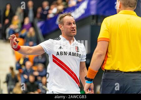 Rotterdam, 08-02-2020, Topsportcentrum Rotterdam, Halve Finale II Nederlands Kampioenschap Zaalhockey Hoofdklasse Heren. Tijdens de wedstrijd Amsterdam - Pinoke. Stockfoto