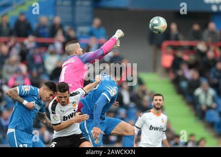 Getafe, Spanien. Februar 2020. Getafe, Spanien; 08/02/2020.- Getafe vs. Valencia Football Soccer zu La Liga Spanien Spiel 23 im Coliseum Alfonso Perez, Getafe, Madrid.Domenech Valencia Torhüter. Credit: Juan Carlos Rojas/Picture Alliance weltweite Nutzung / dpa / Alamy Live News Stockfoto