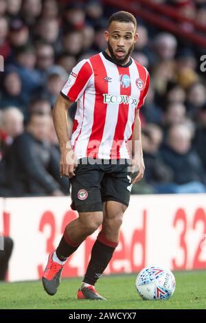 London, Großbritannien. Februar 2020. Bryan Mbeumo von Brentford während des EFL Sky Bet Championship Matches zwischen Brentford und Middlesbrough im Griffin Park, London, England am 8. Februar 2020. Foto von Salvio Calabrese. Nur redaktionelle Nutzung, Lizenz für kommerzielle Nutzung erforderlich. Keine Verwendung bei Wetten, Spielen oder einer einzelnen Club-/Liga-/Spielerpublikationen. Kredit: UK Sports Pics Ltd/Alamy Live News Stockfoto