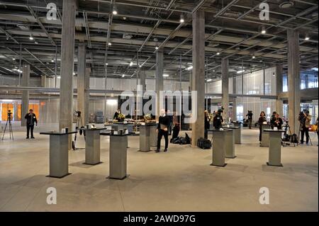 Los Angeles, CA, USA. Februar 2020. Blick auf die Hauptlobby des Academy Museum of Motion Pictures, das sich der Fertigstellung in Los Angeles, Kalifornien, nähert. Kredit: Robert Landau/Alamy Live News Stockfoto