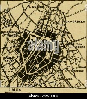 Die internationale Geografie . h fließt durch Brüssel ist nicht befahrbar, und die Wasserbeaufschlagung wird von einem Kanal zur Schelde durchgeführt. Seit 1870 haben große öffentliche Arbeiten Brüssels zu einer schönen Stadt umgestaltet, die Senne wurde zur Bewachung von Überschwemmungen überbaut, eine große Mittelstraße verläuft vom Norden bis zu den Südbahnhöfen und weitere neue Durchgangsstraßen wurden eröffnet. Unter den modernen Gebäuden sind das Palais de Justice (Gerichtshöfe), die Post, die theExchange und die Nationalbank jeder Hauptstadt würdig, und das Hotel de Ville (Rathaus), Satin, die alten Gebäude Stockfoto