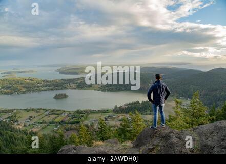 Die Aussicht auf Fidalgo und San Juan Inseln auf Mount Erie Stockfoto