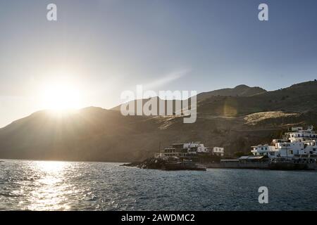 Das griechische Dorf Loutro, Chania, Crete, Griechenland im Sommer Stockfoto
