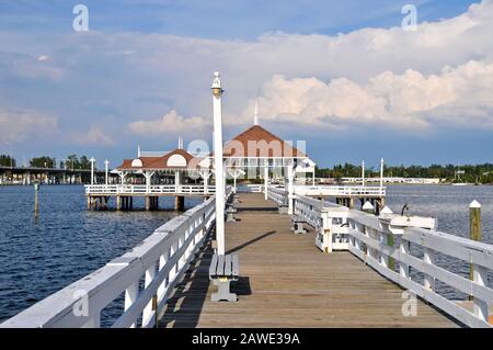 Bradenton Beach Historisches Pier auf Anna Maria Island, Florida Stockfoto