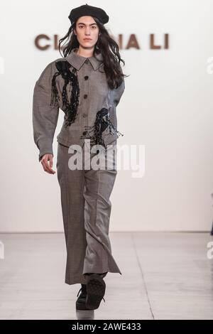 New York, USA. Februar 2020. Februar 2020 - New York, USA - Claudia Li Herbst Winter 2020 Runway auf der New York Fashion Week. Fotowredit: Rudy k/Alamy Live News Stockfoto