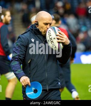 Edinburgh, Großbritannien. Februar 2020. Rugby Union - Murrayfield Stadium, Edinburgh, Schottland, UK Pic Shows: Ein nachdenklicher Scotland Head Coach, Gregor Townsend, vor dem Start als Schottland Gastgeber für England bei der 6 Nations Championship 2020 im Murrayfield Stadium, Edinburgh am 8. Februar 2020. ( Credit: Ian Jacobs/Alamy Live News Stockfoto