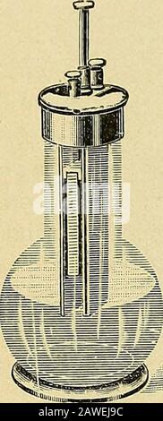 Der elektrotherapeutische Leitfaden oder tausend Fragen, die gestellt und beantwortet wurden. i) Das Chlorid der Silberzelle und Der Elemente THK BlvECTRO-THERAPEUTISCHER LEITFADEN 25. Stockfoto