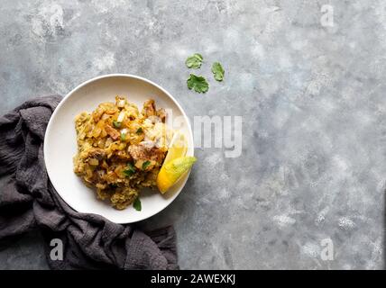 Fufu de platano verde maduro, Tacaho, Mofongo, gestampfte Kochbananen mit Schweinefleisch, Zwiebel. Puerto Rico. Amazonische Küche, Peru, Kuba Stockfoto