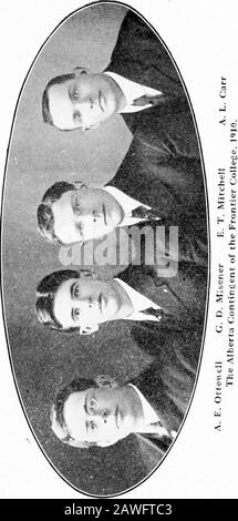 Die Universität in Overalls; ein Plädoyer für ein Teilzeitstudium . ist für Arbeit jenseits der Universität; damit in die Hände von Männern und Frauen, die so die Einrichtungen für Studenten an ihren Häusern oder Wohnort wünschten. Die University of Wisconsin in den Achtzigern und die QueensUniversity, Kanada, bald darauf sollten diese Arbeiten in erster Linie verfolgen. In einem sehr realen Sinne waren sie Wegbereiter, um die Universität in Reichweite aller zu bringen. Themovement ist seit 1890 weit fortgeschritten. Die meisten Univer-dges to-day Carry Abteilungen für Erweiterungsarbeiten, da die wachsende Anzahl von Kreditgeber für die Arbeit an Kursen Piu-Sue Stockfoto