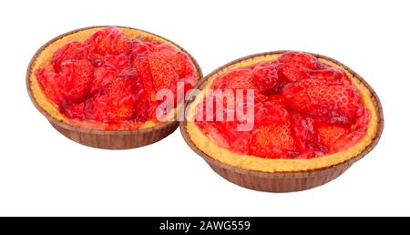 Erdbeerobst-Tortengebäck isoliert auf weißem Hintergrund Stockfoto