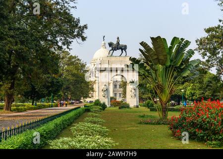 King Edward VII Arch in den Victoria Memorial Gardens. Kolkata. Indien Stockfoto