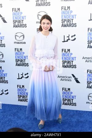 Santa Monica, Kalifornien, USA am 8. Februar 2020 Nimmt Schauspielerin Margaret Qualley an den Film Independent Spirit Awards 2020 am 08. Februar 2020 in Santa Monica, Kalifornien, USA, an. Foto von Barry King/Alamy Live News Stockfoto