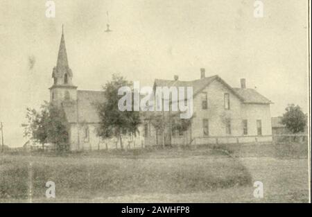 Geschichte der Diözese Sault Ste, Marie und Marquette, die einen vollständigen und genauen Bericht über die Entwicklung der katholischen Kirche im oberen Michigan enthält, mit Porträts von Bishops, Priestern und Illustrationen von alten und neuen Kirchen. Das waren sie bis dahin für den Krieg, seit der Entpartung ihrer Ambassa-Doren, die sie dazu zwingt, ihrer Rückkehr und den daraus resultierenden Verhandlungen ruhig zu bleiben. Alle Ceremonialhonores zahlten den Gefängnisdienern am Vorabend ihres Missals, vom berühmten cal-vimet-Tanz, der apiblic Token von ist Stockfoto