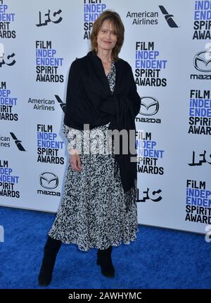 Los Angeles, USA. Februar 2020. Susan Ziegler nimmt an den Film Independent Spirit Awards 2020 am 08. Februar 2020 in Santa Monica, California Credit: Tsuni/USA/Alamy Live News, mit Stockfoto