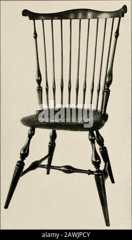 Wallace Nutting Windsors: Richtige Windsor Möbel. . Nr. 326 381. Nr. 327 Nr. 327. Standard Fan-Back Dies ist genau der gleiche Stuhl wie Nr. 326auf der gegenüberliegenden Seite, außer dass hier die Klammer ausgelassen wird. Vielleicht der würdevollste und deißlichste Windsor Sidechair, mit Ausnahme der samewith-Klammern. Die Drehungen der Beine sind etwas weicher von der Birne bis zum Hals der Vase. Wir dienen wieder dazu, alle unsere Kegelturmstühle in diesem Muster zu liefern. Sitz 17)/% x 16 M Zoll;Höhe 41 Zoll. 139, Stockfoto