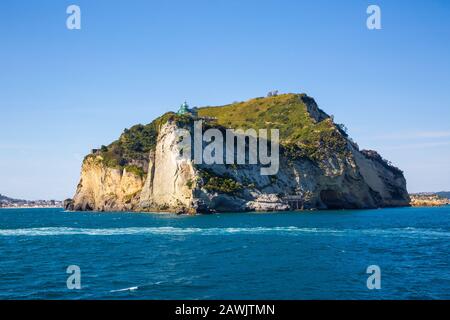 Capo Miseno (Neapel, Italien) - Phlegrean Fields, Blick auf Capo Miseno vom Meer Stockfoto