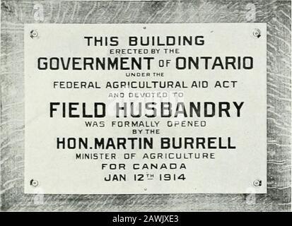 Sitzungsunterlagen des Dominion von Kanada im Jahre 191 . Tablet Bei Der Eröffnung des Ontario New Field Husband Building Vorgestellt. Stockfoto