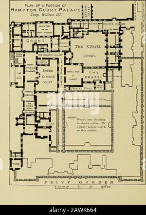 Die Geschichte des Hampton Court Palace in Tudor Times, rechteckig, nach den Regeln der pseudo-klassischen Architektur, war die Richtung der Südfront auf einmal festgelegt. Itslength ist 315 Fuß, und die Breite des Bereichs 68 Fuß. Thuswe hat zwei der Seiten des neuen Vierecks: Das, das im Norden durch eine Breite von 42 Fuß, parallel zur Kapelle gebaut wurde, und im Westen durch eine niedrige Verbindungsgalerie oder Leinwand, 14 Fuß in der Breite, nicht in Höhe über dem ersten Stock, abgeschlossen wurde, Und nur wenige Meter von der alten westlichen Seite von Henry VII.s Cloister GreenCourt entfernt aufgestellt. Die Stockfoto