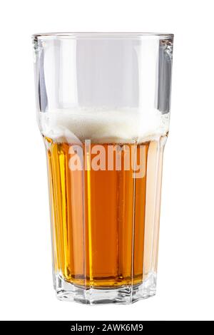 Pint Glas halb leer isoliert auf weißem Hintergrund. Datei enthält Beschneidungspfad. Stockfoto