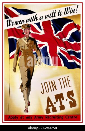 Vintage WW2 Rekrutierungsposter mit weiblichem ATS-Mitglied in Uniform. Die Flagge von Union Jack fliegt hinterher. "Frauen mit einem Erfolgswille! Nehmen Sie an DER A.T.S" Teil, Und Bewerben Sie sich bei jedem Armee-Rekrutierungs-Zentrum 1939-1945 Stockfoto