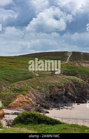 Frankreich, Bretagne, Pen Hir, Pen Hir Natural Site, Strand, Klippen, Wanderweg, Picknicks, Bootstouren, Restauarnt, Ivans Schwester Aurore, Stockfoto