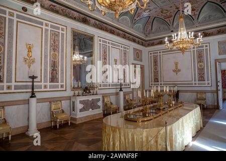 Venedig, Italien, 30. Juni 2018: Panoramablick von Halle innen und Künste im Dogenpalast (Palazzo Ducale) ist ein Palast im venezianischen Gotik o gebaut Stockfoto