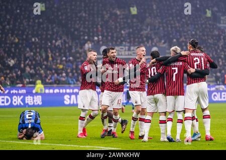 Mailand, Italien. Februar 2020. Die squadra (mailand) während des FC Internazionale gegen den AC Mailand, italienisches Serie-A-Fußballspiel in Milano, Italien, 09. Februar 2020 Gutschrift: Unabhängige Fotoagentur/Alamy Live News Stockfoto