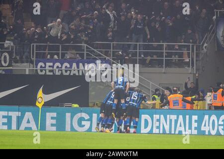 Mailand, Italien. Februar 2020. Die squadra (inter) während des FC Internazionale vs AC Mailand, italienisches Serie-A-Fußballspiel in Milano, Italien, 09. Februar 2020 Credit: Independent Photo Agency/Alamy Live News Stockfoto