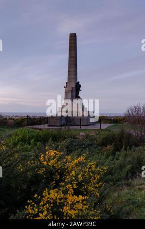 West Kirby, Großbritannien: 18. Januar 2020: Das Kriegsdenkmal Hoylake & West Kirby steht auf Grange Hill. Es wurde von Charles Sargeant Jagger entworfen und wurde von charles Sargeant Jagger vorgestellt Stockfoto