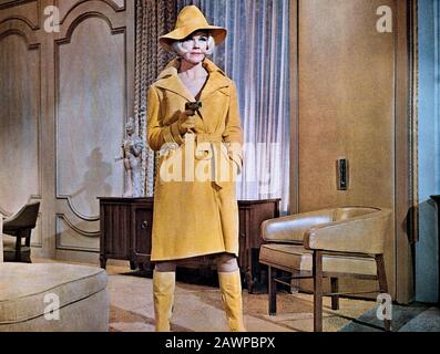 1966 Ca, USA: Die Schauspielerin und Sängerin DORIS DAY (* Doris Mary Ann Kappelhoff, geboren am 3. April 1924 Cincinnati, Ohio, USA), Pubblicity Stills For Stockfoto