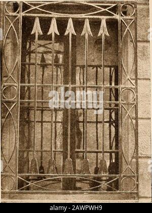 Il ferro nell'arte italiana; . Tav. X. - Balcone in un Palazzo di Piazza V. Emmanuele, Reggio Emilia. PERIODO NEOKLASSICO 325. Stockfoto